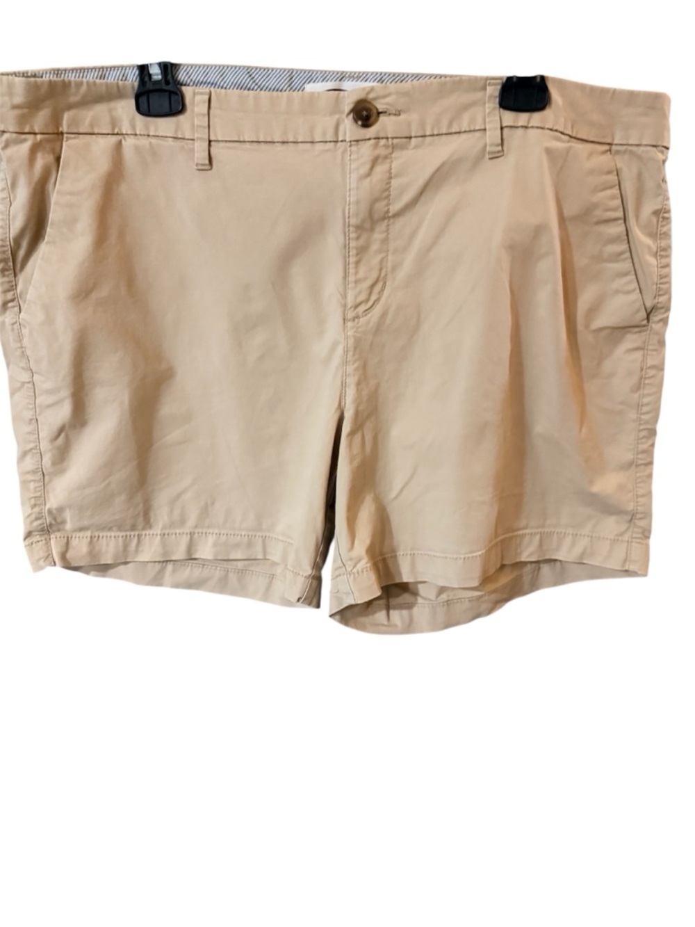 Old Navy Classic Beige chinos/Casual Shorts Sz. 16 women’s